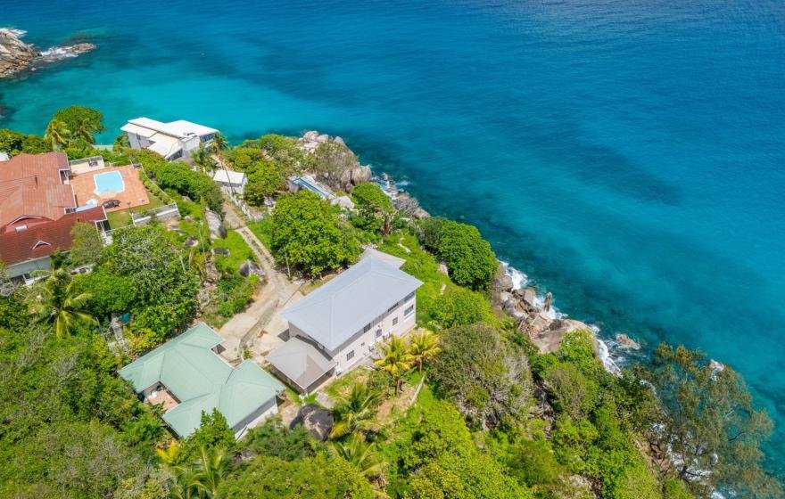 Exquisite Ocean Front Villa North Mahe