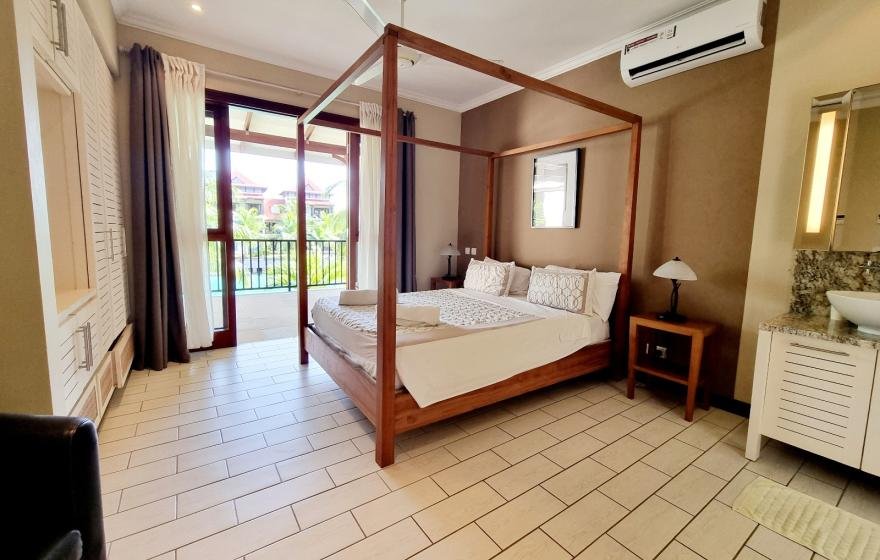 3 Bedroom Maison