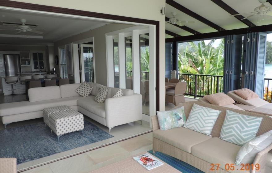 Tastefully Presented Modern Home
