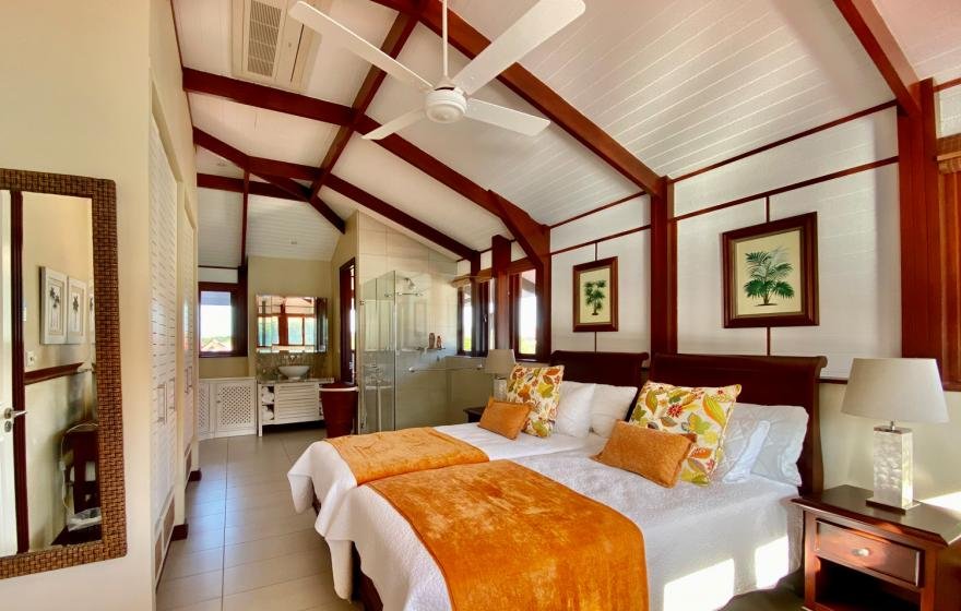 Duplex Eden Island