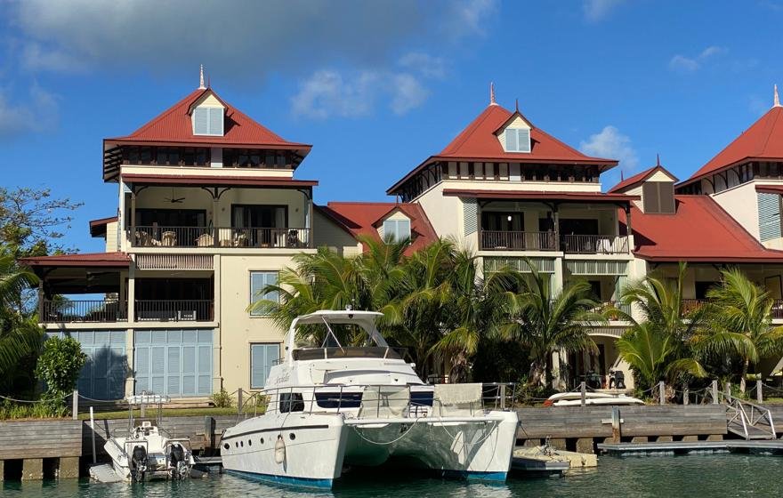 Duplex Eden Island