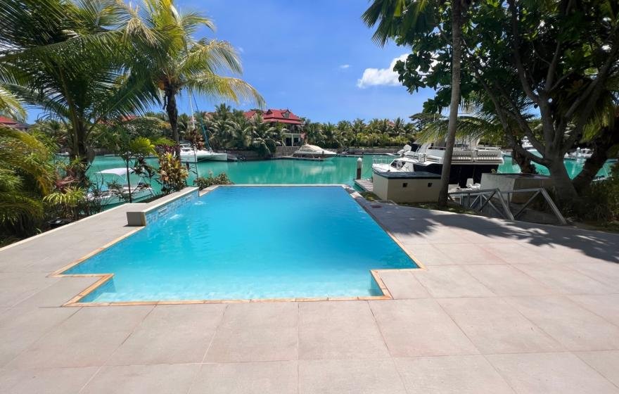 Secret Paradise