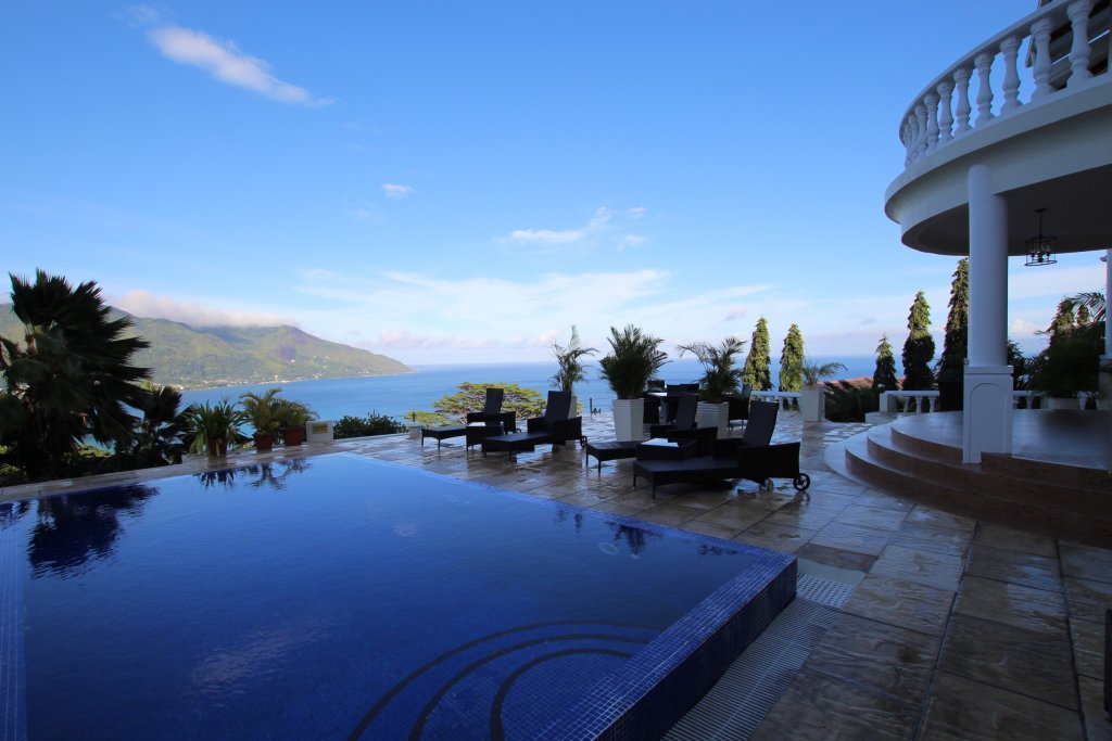 ID:707. Private villa with super panoramic views in north Mahe