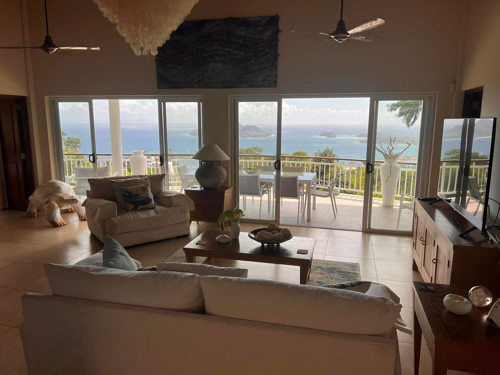Spectacular 4-Bedroom Villa With Tourism License And Approved Extension Plans In Sans Soucis