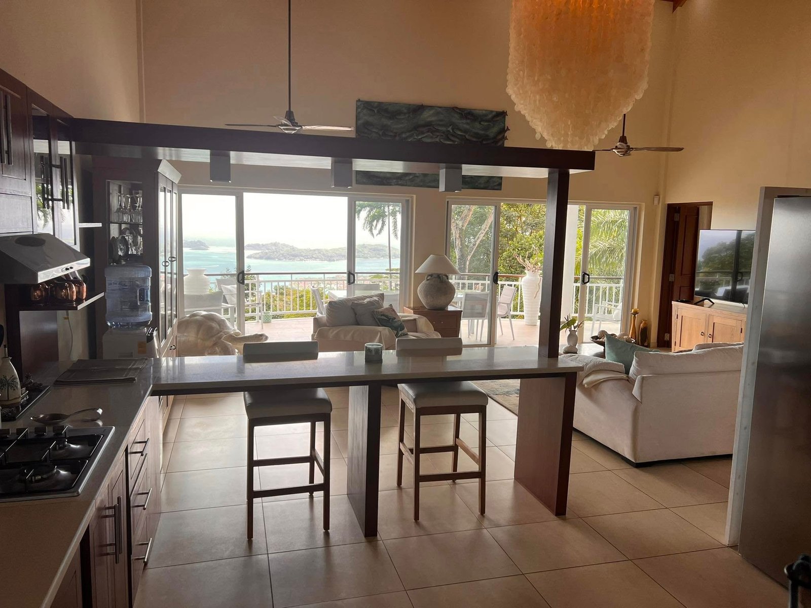 Spectacular 4-Bedroom Villa With Tourism License And Approved Extension Plans In Sans Soucis