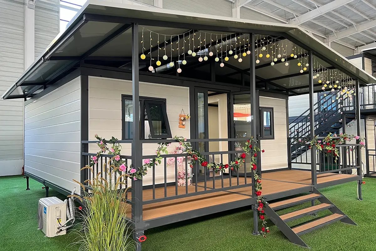 Modern Flat Roof Two-Bedroom Apartment With Innovative Folded Walls And Additional Roof Options