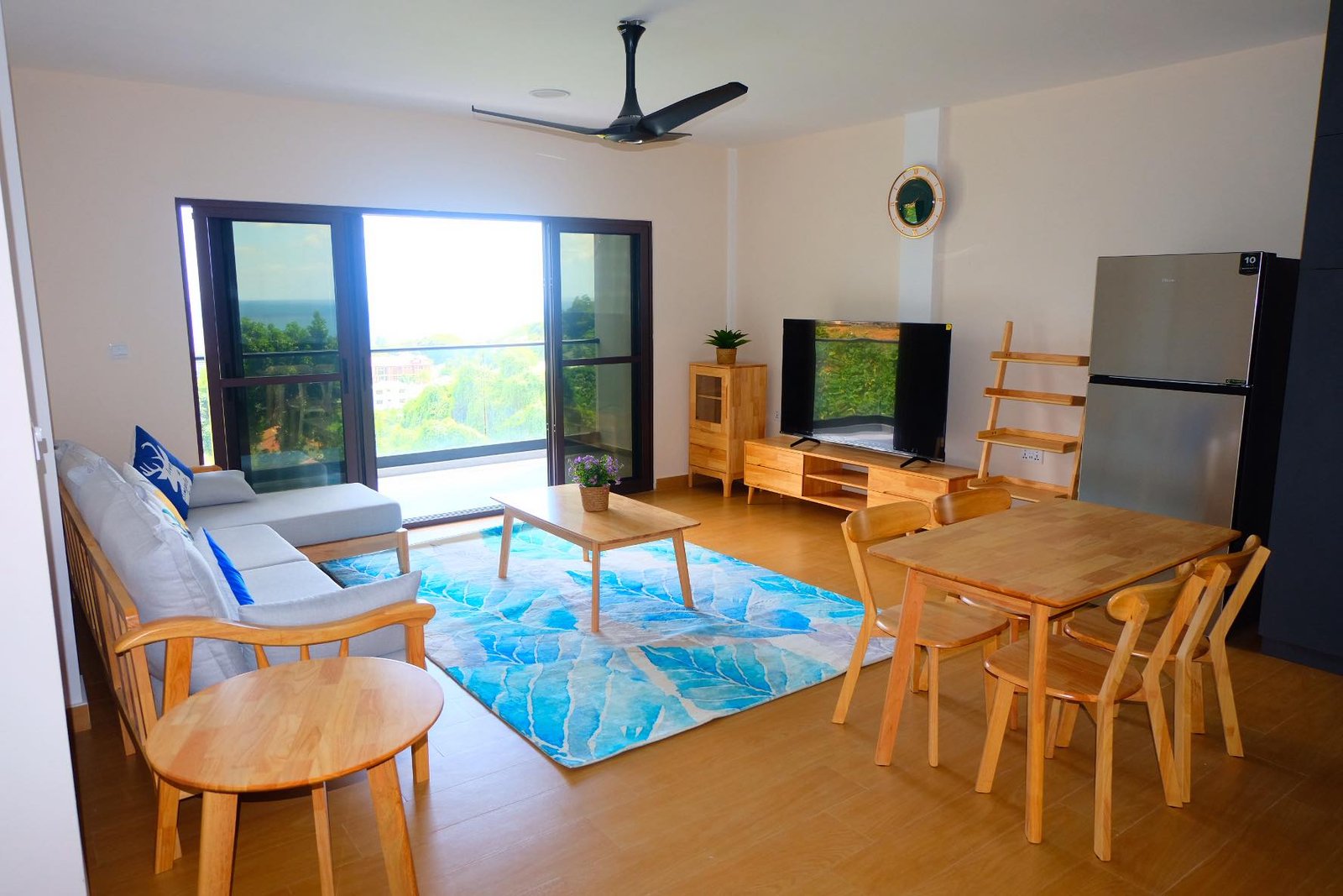 Elegant Modern Minimalist Villa With Tropical Views In Beau Vallon Bay, Mahé