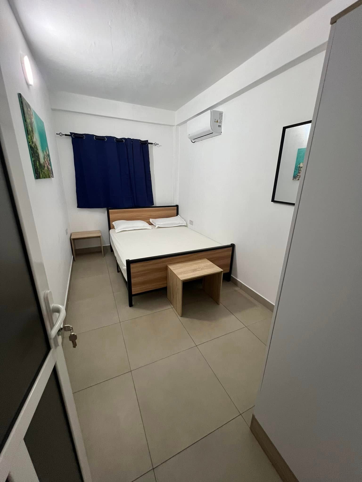 Fully Furnished 2-Bedroom Apartment With All Utilities Included In La Louise