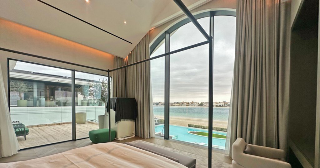 Palm Jumeirah Custom Built Mansion. FROND G – Billionaires Row