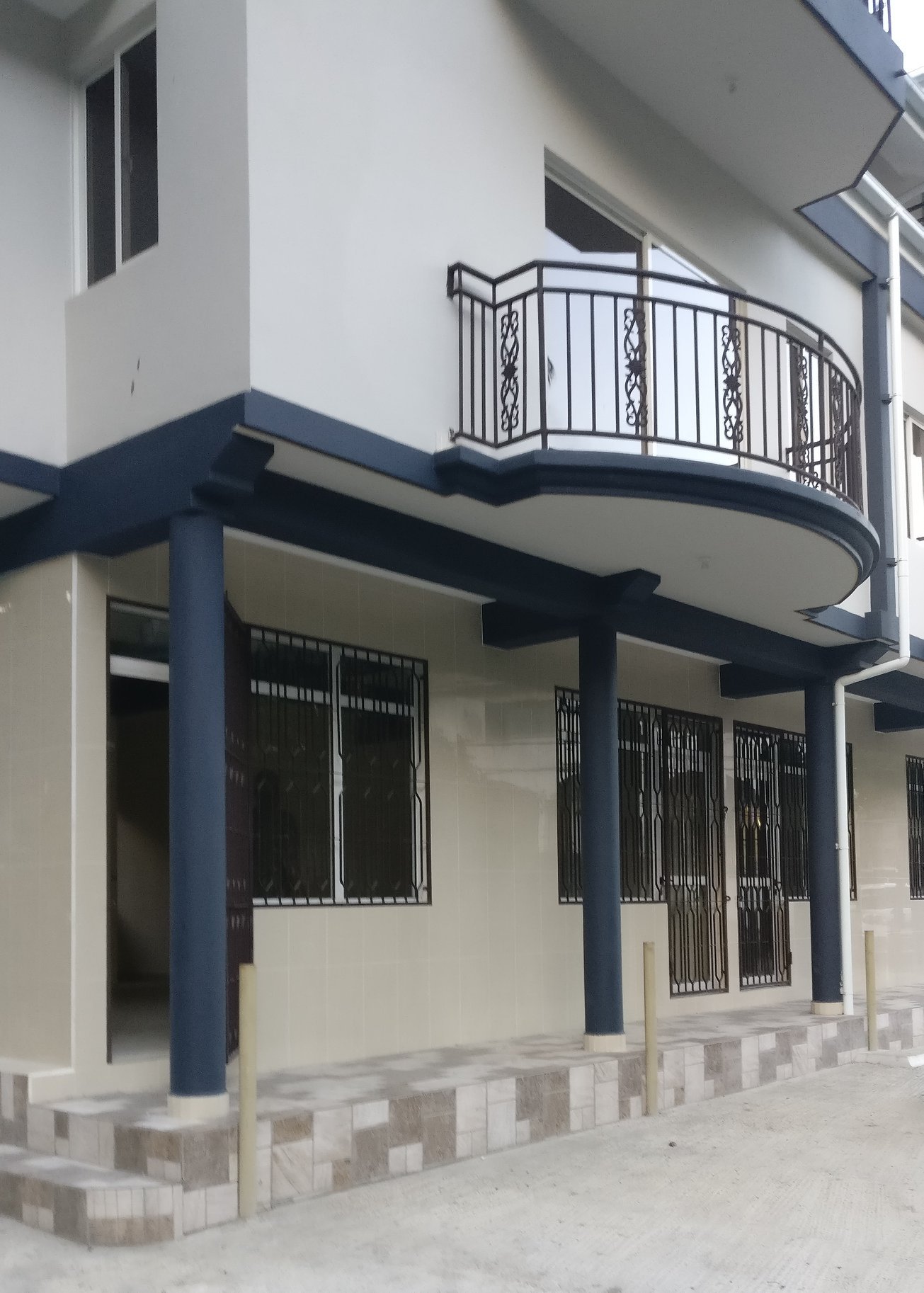 Semi-Furnished Two-Bedroom Maisonette With En-Suite Bathrooms And Air Conditioning On Hangard Street
