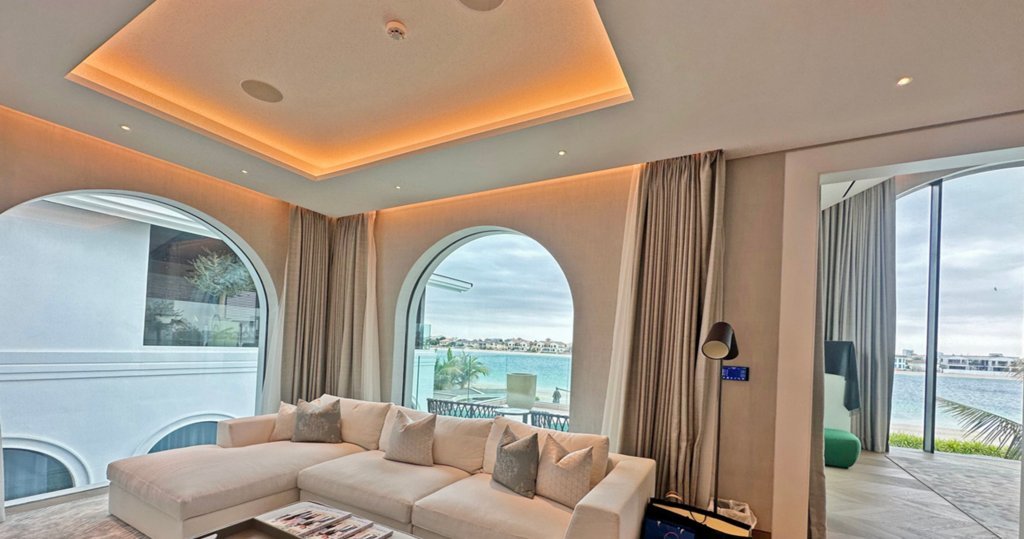 Palm Jumeirah Custom Built Mansion. FROND G – Billionaires Row
