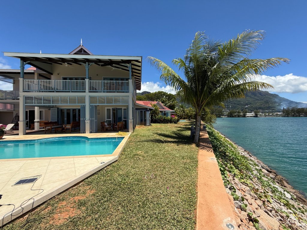 Top sea front mansion with island views
