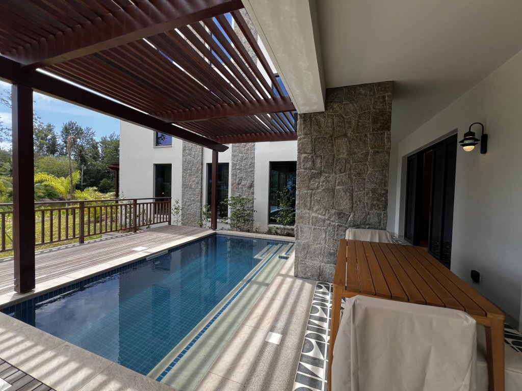 ID:960-1. Albizya Bay – Hilton Canopy Branded Residences