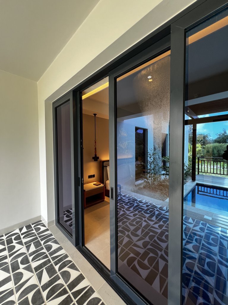 ID:960-1. Albizya Bay – Hilton Canopy Branded Residences