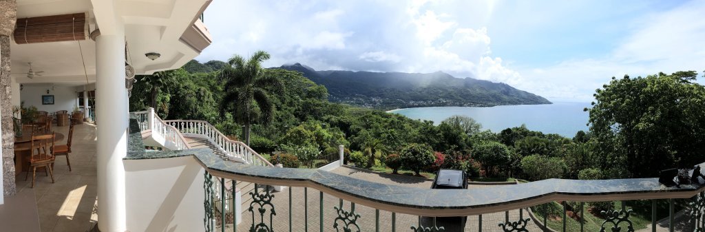 ID:775. Grand hillside villa with magnificient panoramic sea views