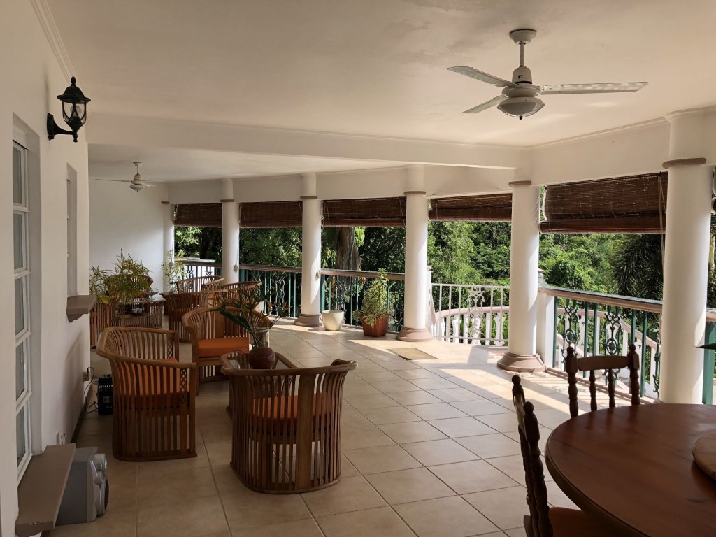 ID:775. Grand hillside villa with magnificient panoramic sea views
